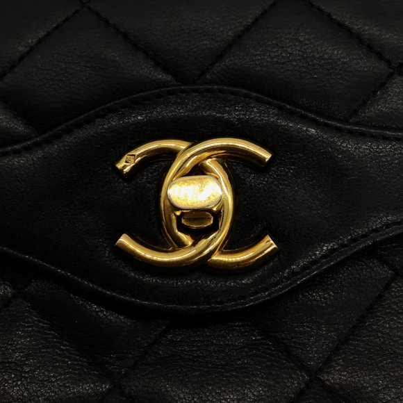 Chanel Diana Double Black Quilted Leather Shoulder Bag - Picture 5 of 8